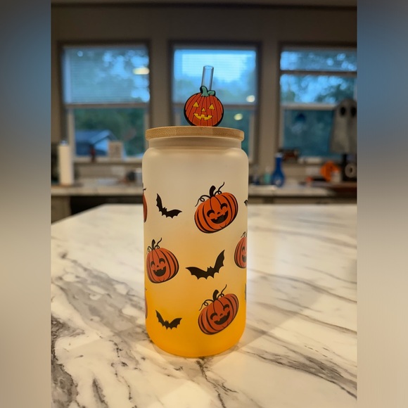 Jack Skellington Tumbler - Picture 2 of 2